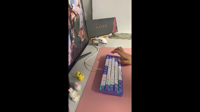 Amazon | MAMBASNAKE×AJAZZ AK680 有線ゲーミングキーボード 青軸 軽量